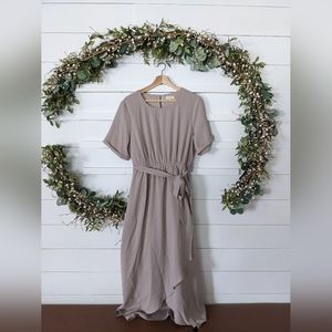 Roolee Size Large Burleywood Neutral Gray/Mauve Wrap Maxi Dress